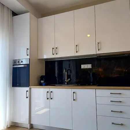 Manos' Kavala