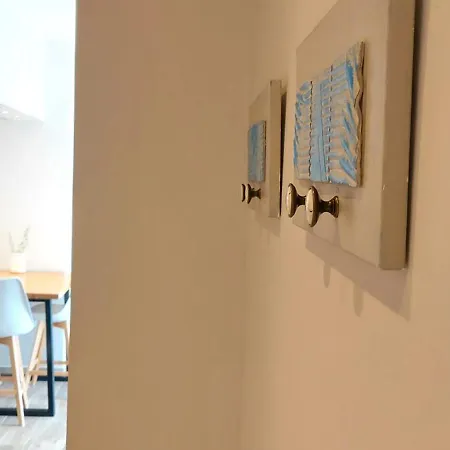 Manos' * Kavala